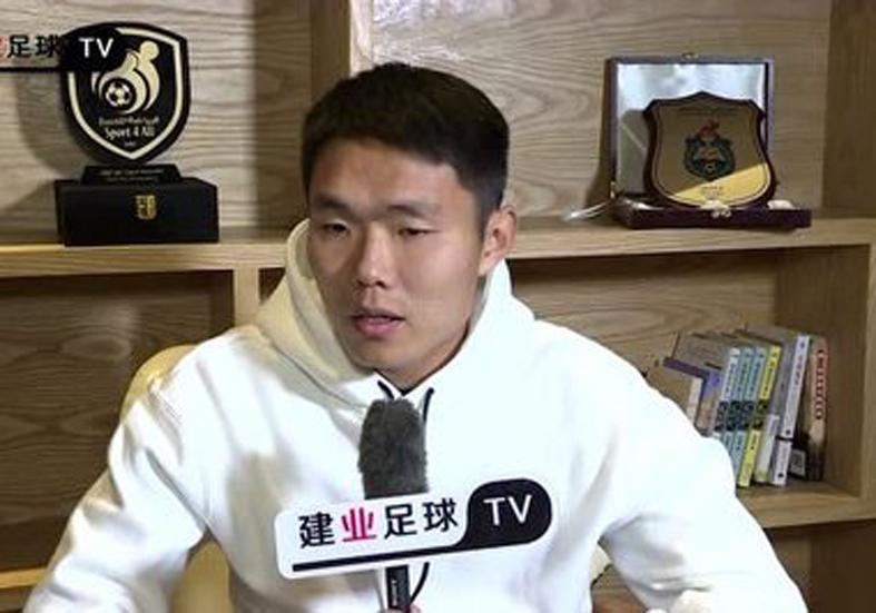 天博体育-王上源离队 廖妈没戏 邵佳一或留位三大嫡系！朱鹏宇证明不是饼额